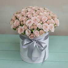 Цветочная композиция из Розы в шляпной коробке в Верх-Чебуле