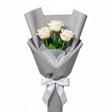 Букет 3 белые розы в Верх-Чебуле