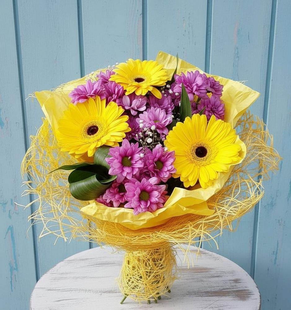 Букет цветов из: Хризантемы и Герберы в Верх-Чебуле