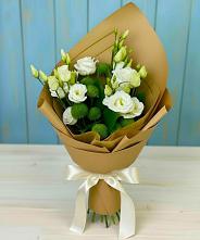 Букет цветов из:  Хризантемы и Лизиантусы #REPLACE_PRED# Верх-Чебуле