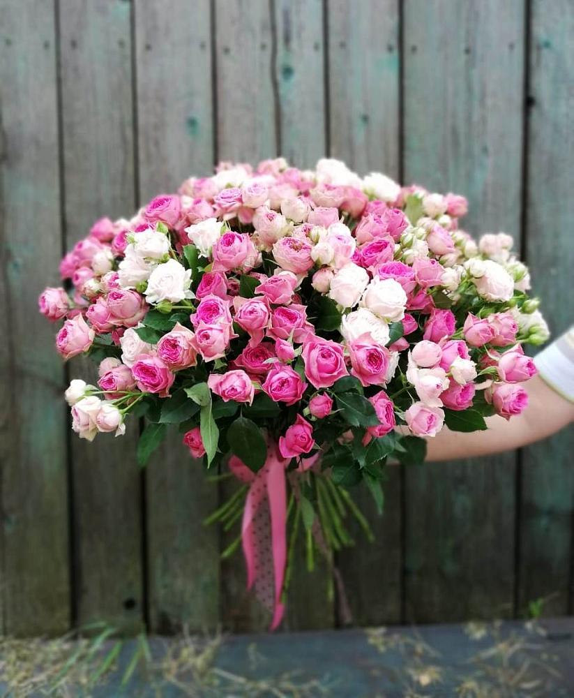 Букет Розовые кустовые розы Натали и Лав Лидия в Верх-Чебуле