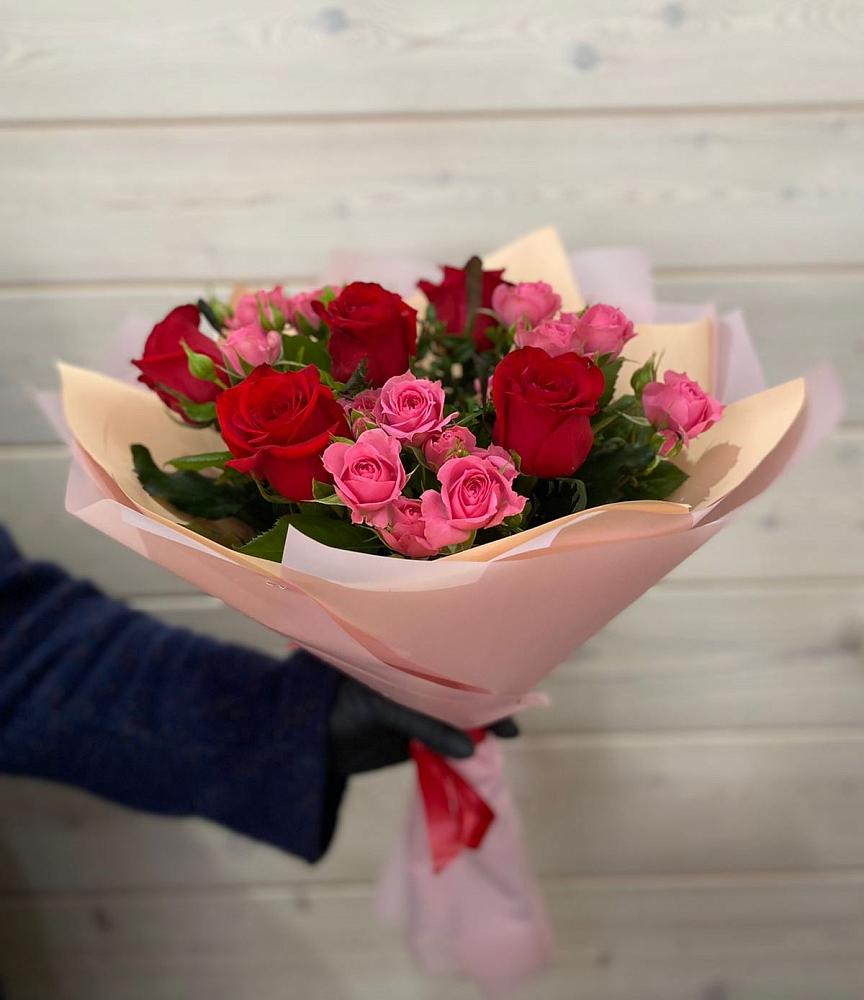 Букет цветов из: Розы в Верх-Чебуле